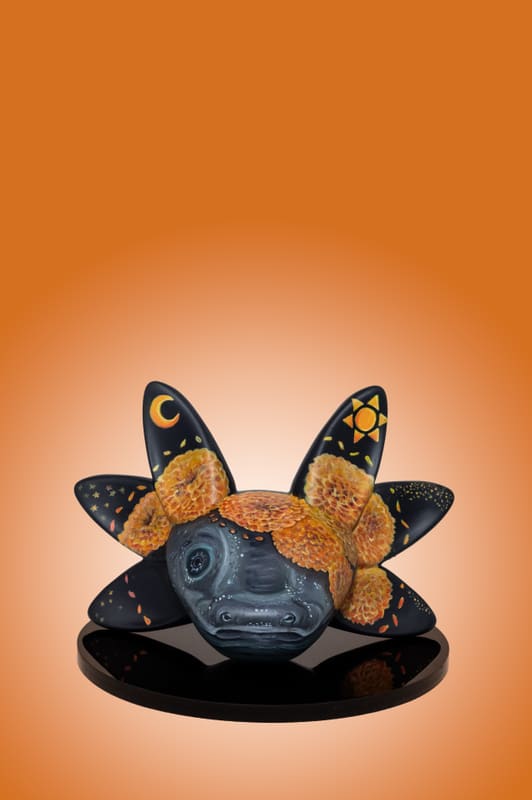 Axolotl sculpture painted by Devita, front view